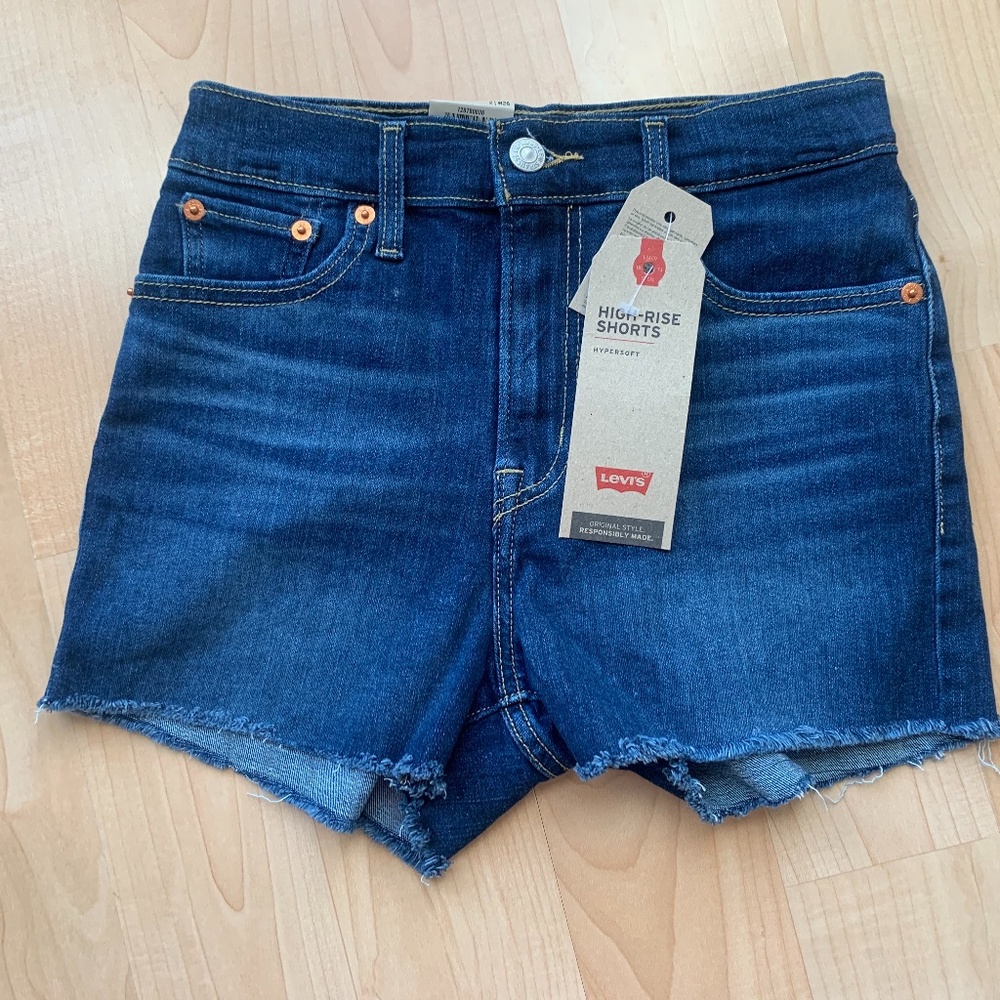 Levi’s shorts